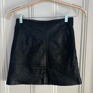 Elegant Black A-line Mini Skirt for Cocktail